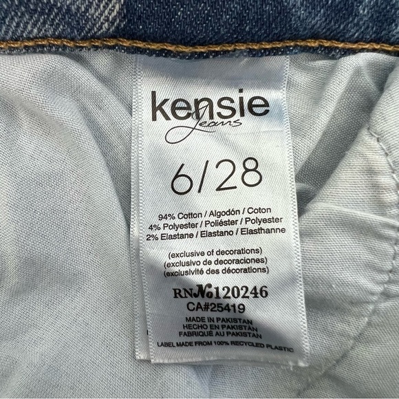 KENSIE Women’s Blue Jeans Sz 6/28 THE EFFORTLESS Skinny Crop Light Wash Pockets - Picture 6 of 13